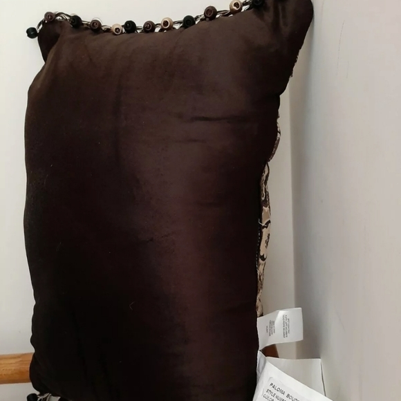 J Queen New York Paloma Boudoir Decorative pillow 21" x 15" - Picture 10 of 11